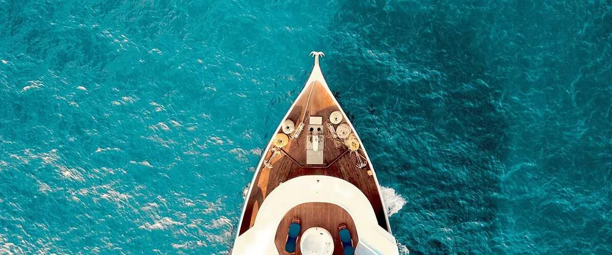 Морской отдых на катере в районе курорта Геленджик