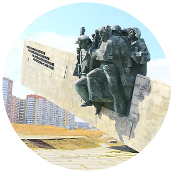 Памятник десантникам Малая Земля в Новороссийске из Дивноморска
